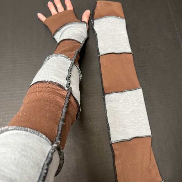 Long Striped Gloves Brown Hand Warmers Gray Armwarmers Patchwork Sleeves Y2k 90s - Picture 6 of 10